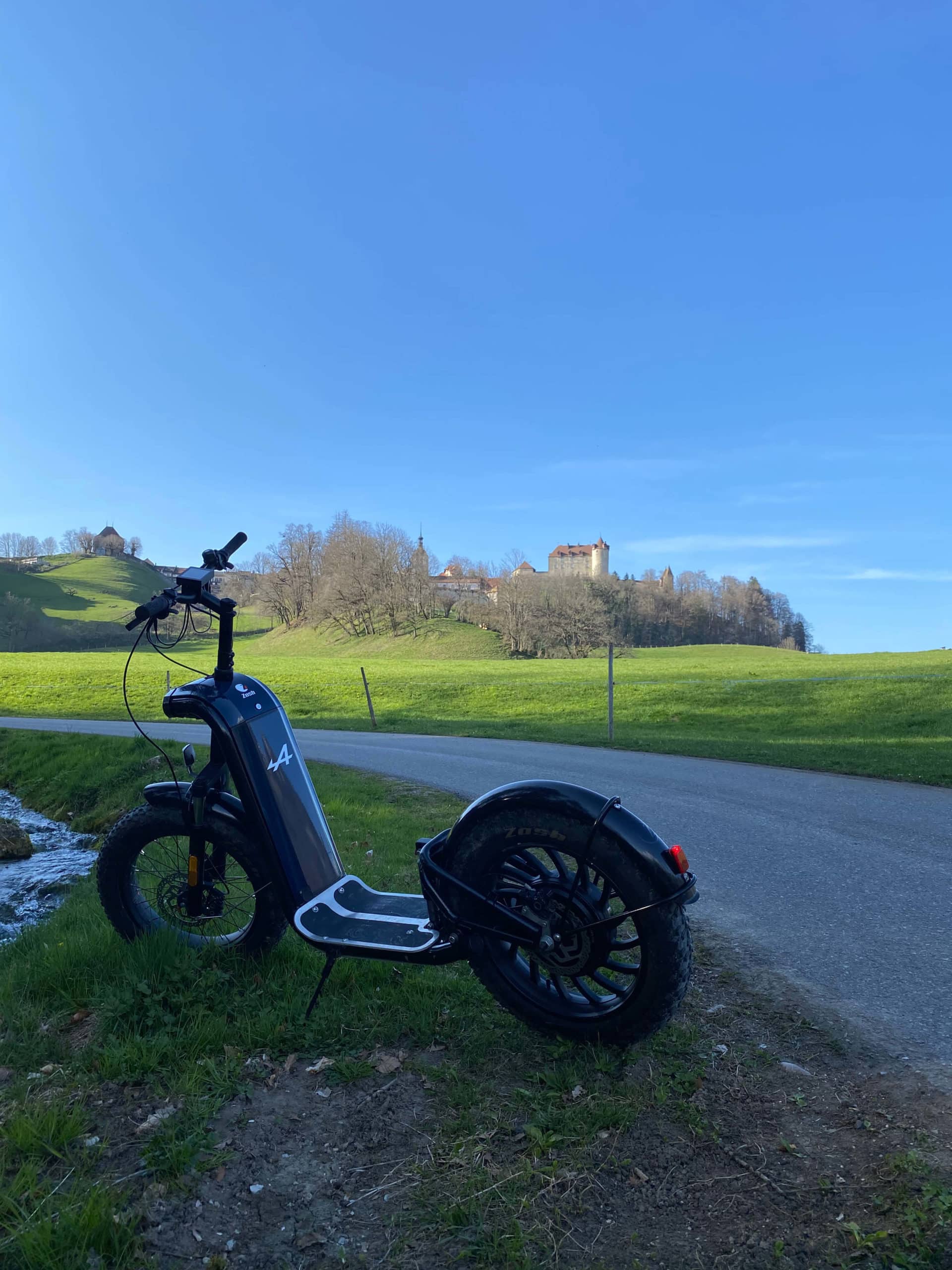 Visite Gruyere trottinette électrique tout terrain
